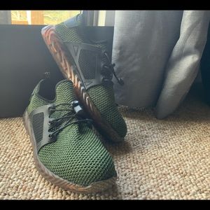 TQ safety steel toed shoes.